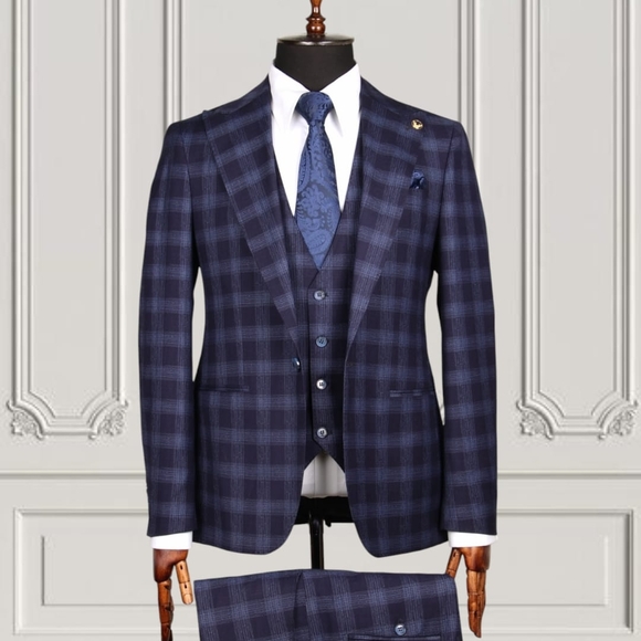 Men's Navy Checkered Suit - Picture 1 of 2